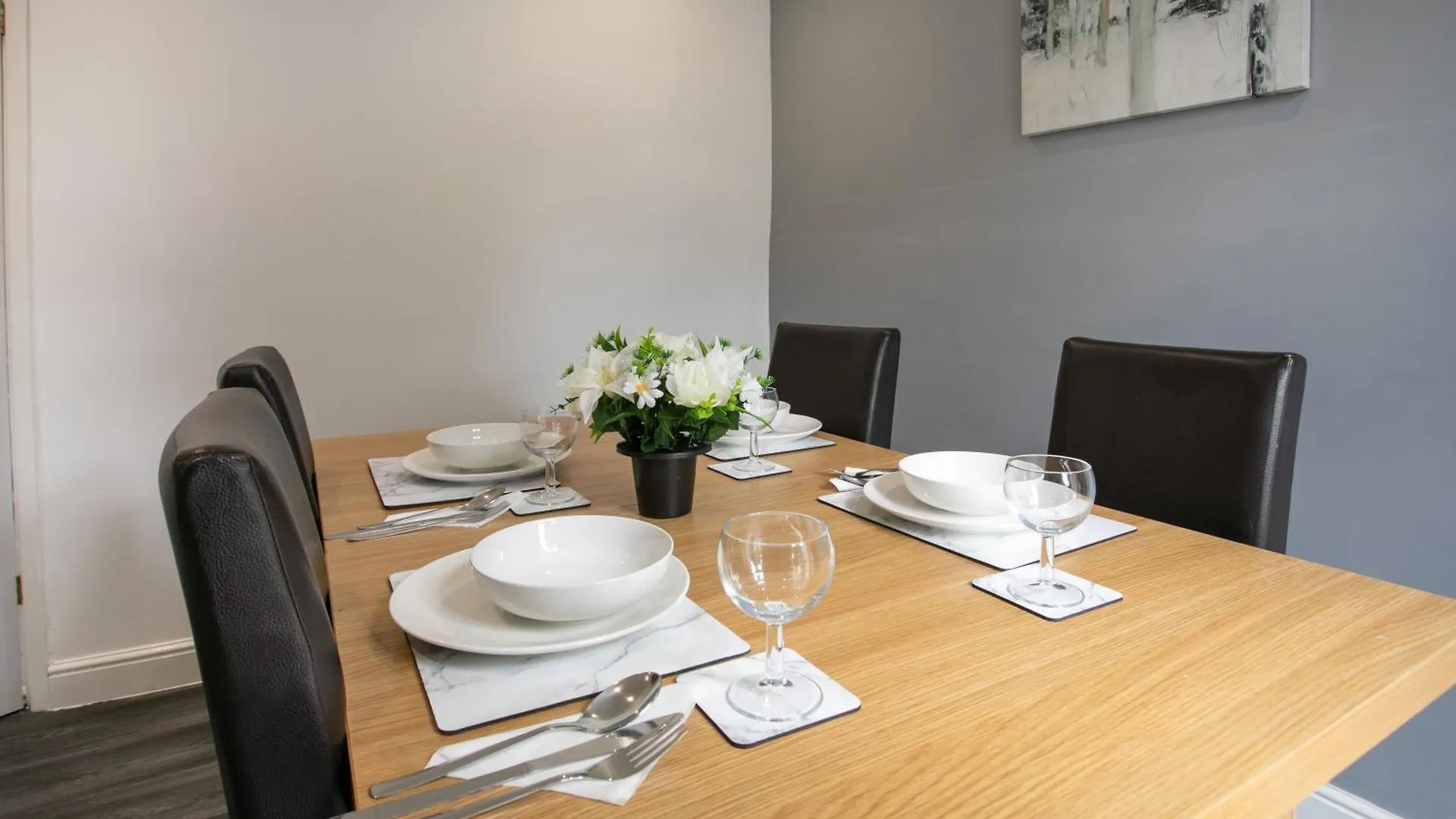 Holiday home Manvers House, Rotherham For Contractors, Families, Free Parking Wifi Wath upon Dearne